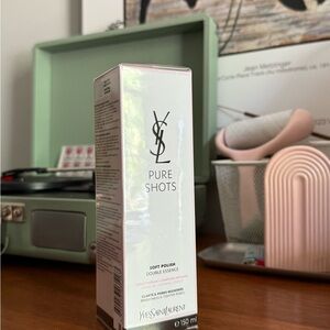 Yves Saint Laurent Soft Polish Double Essence  150 Ml